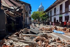 Mapa de Colombia con epicentro del terremoto de magnitud 7,4