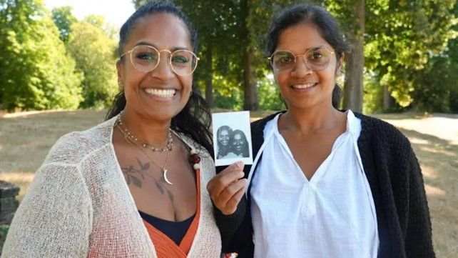 Meena Geltink y Minal Tijssen, dos mujeres adoptadas en India que descubrieron ser hermanas biológicas