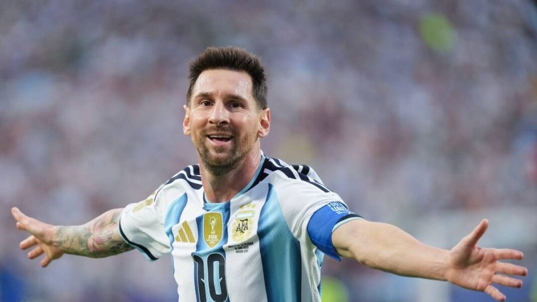 Lionel Messi con la camiseta de la selección argentina
