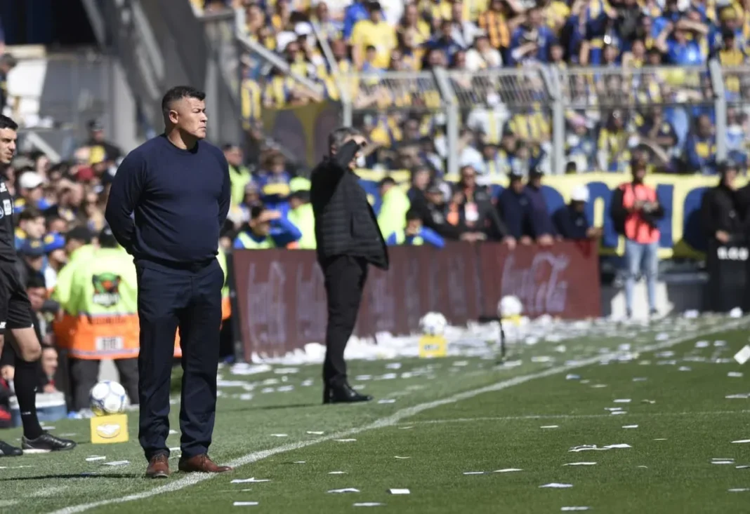 Jorge Almirón en conferencia de prensa tras el clásico