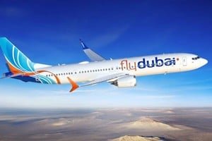 Avión de Flydubai en el aeropuerto de Tabuk tras aterrizaje de emergencia