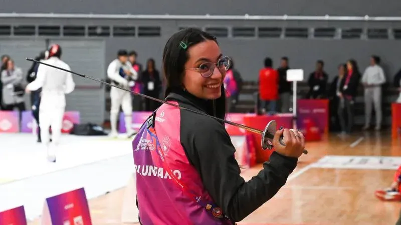 Caterina Correa Sticconi, esgrimista del club Gimnasia y Esgrima de Santa Fe