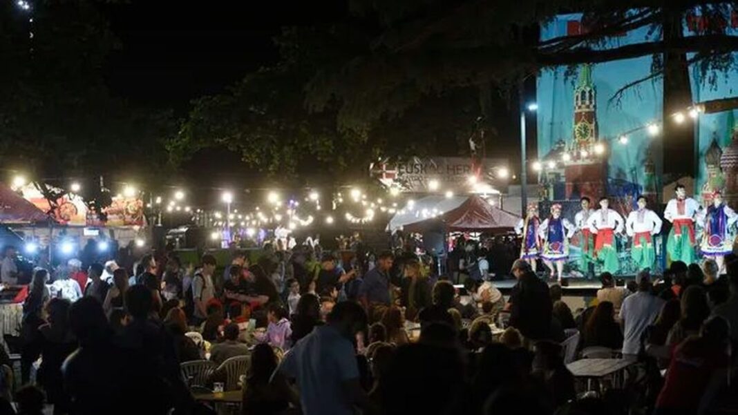 Vista del Parque Nacional a la Bandera, sede de la Fiesta de las Colectividades de Rosario