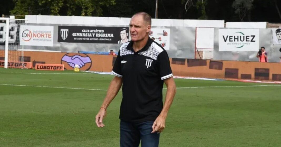 Estadio Víctor Antonio Legrotaglie, escenario del partido entre Gimnasia de Mendoza y Deportivo Riestra
