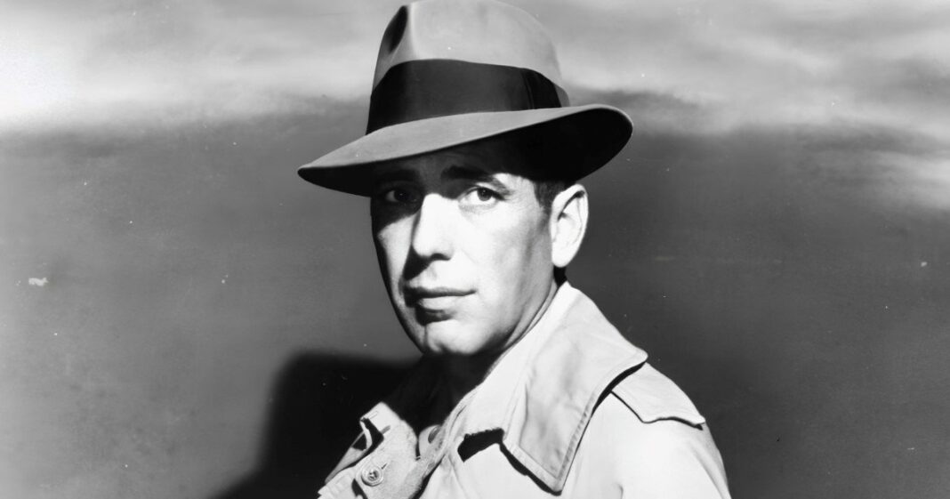 Humphrey Bogart en una escena de la película Casablanca