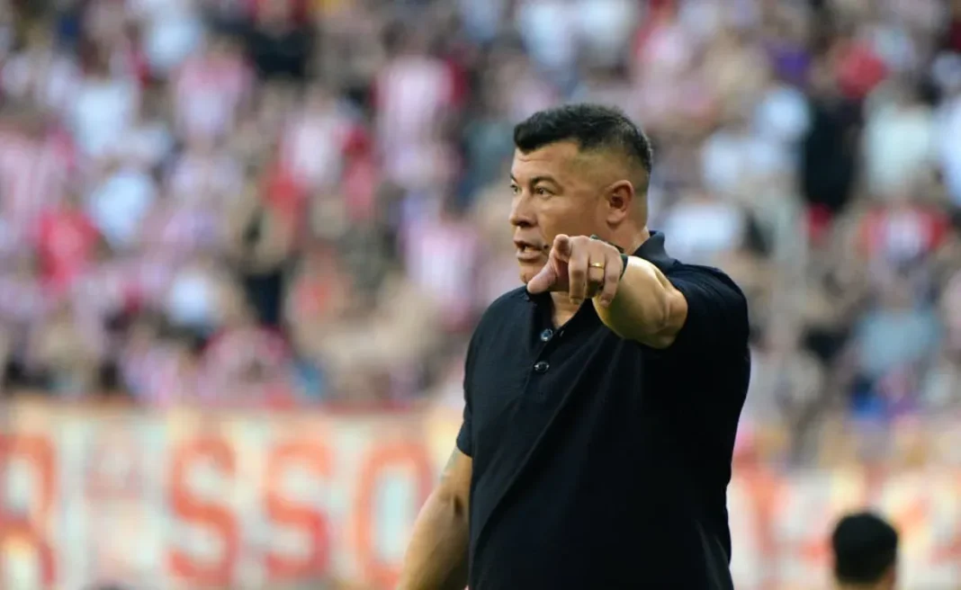 Jorge Almirón, director técnico de Rosario Central, durante la Supercopa Internacional