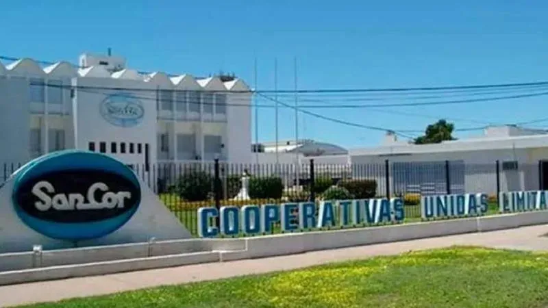 Fachada de la planta de SanCor en Sunchales, Santa Fe
