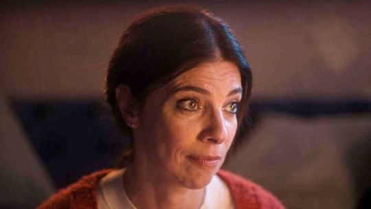 Maribel Verdú en una escena de la película Bajo tus pies