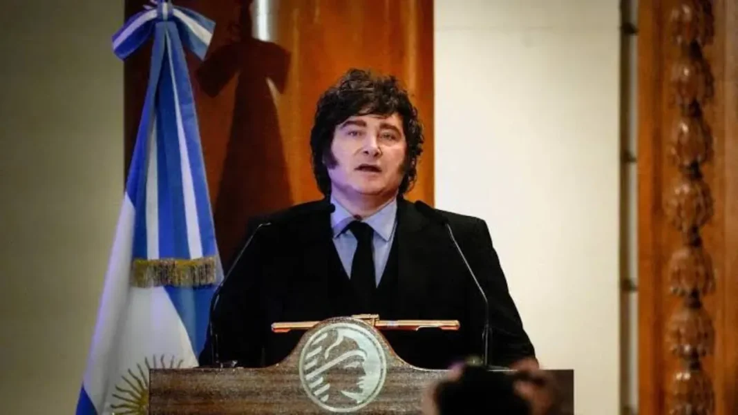 Presidente Javier Milei durante una entrevista