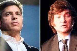 Javier Milei hablando en un atril con banderas de Argentina de fondo