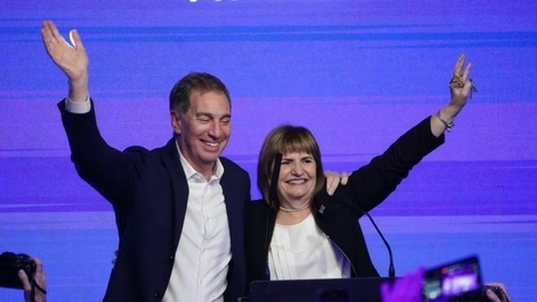 Diego Santilli y Patricia Bullrich en una reunión oficial