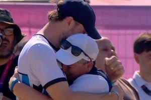 María González e Iván Nikolajuk durante la competencia de tiro con arco en el Hipódromo de Rosario