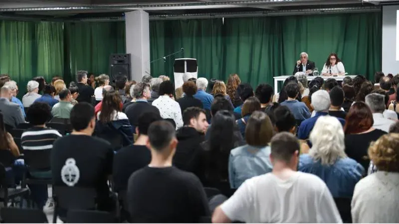 Apertura del 11º Congreso Latinoamericano DiSUR en el Centro Cultural Fontanarrosa de Rosario