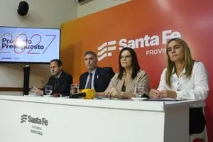Ministro de Economía de Santa Fe, Pablo Olivares, durante la presentación del Presupuesto 2027