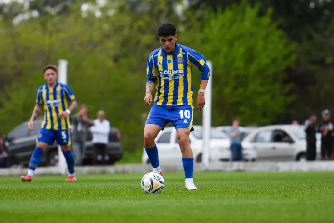 Jugadores de la reserva de Rosario Central durante un partido