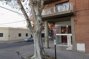 Fachada de un edificio en barrio Echesortu, Rosario, donde ocurrió el hecho